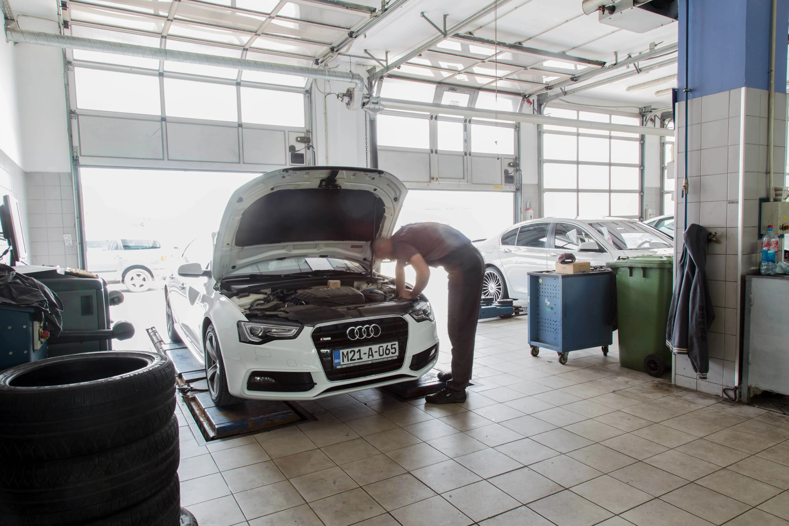 Audi Garage